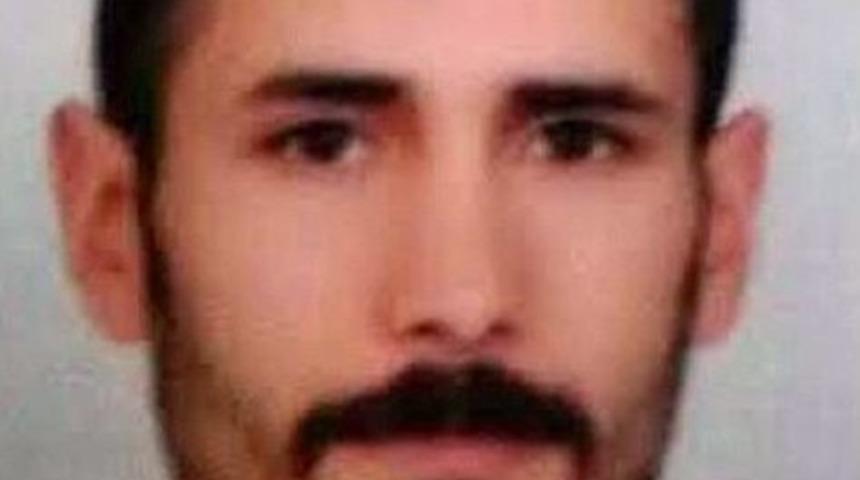 Evinin Banyosunda İntihar Etti