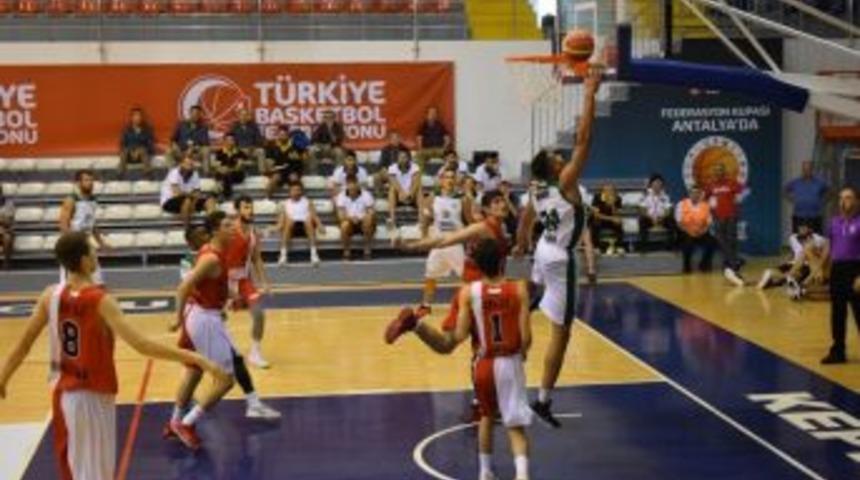 D&uuml;zce Belediyespor&rsquo;da Galibiyet Sevinci