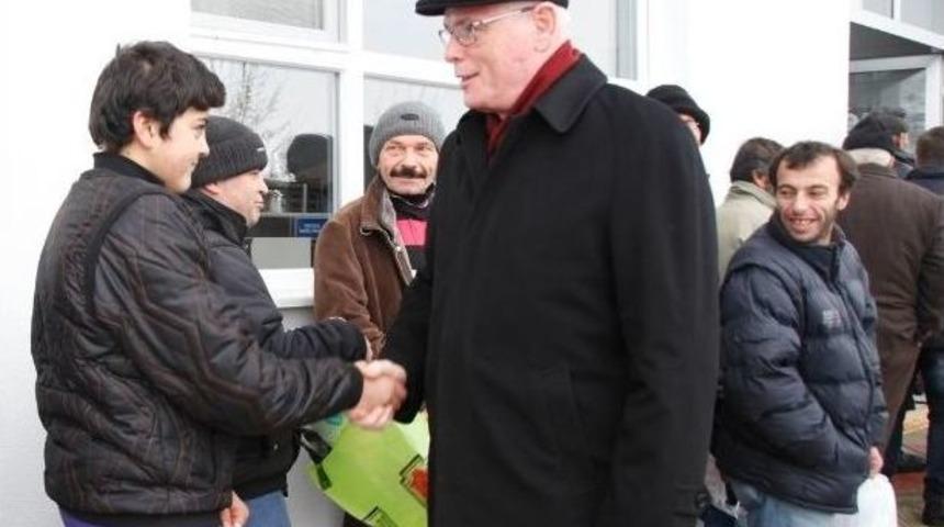 Başkan Kurt Aşevinde Yemek İkram Etti