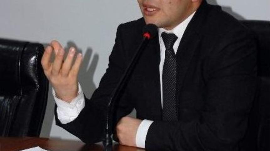 Bitlis&rsquo;te Ortadoğu Ve Kuzey Afrika Konulu Konferans D&uuml;zenlendi