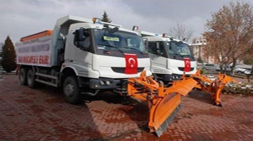 Bilecik Belediyesi Karla M&uuml;cadele İ&ccedil;in Yeni Ekipmanlar Aldı