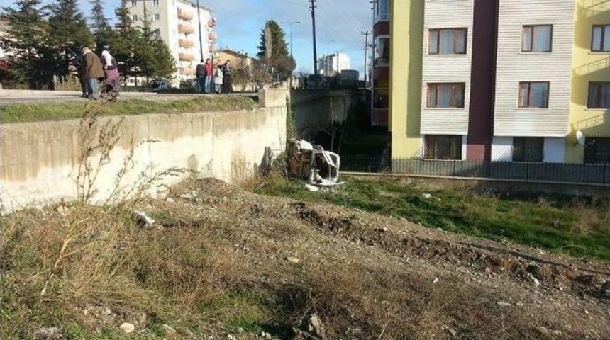 &Ccedil;ankırı&rsquo;da Trafik Kazası: 5 Yaralı