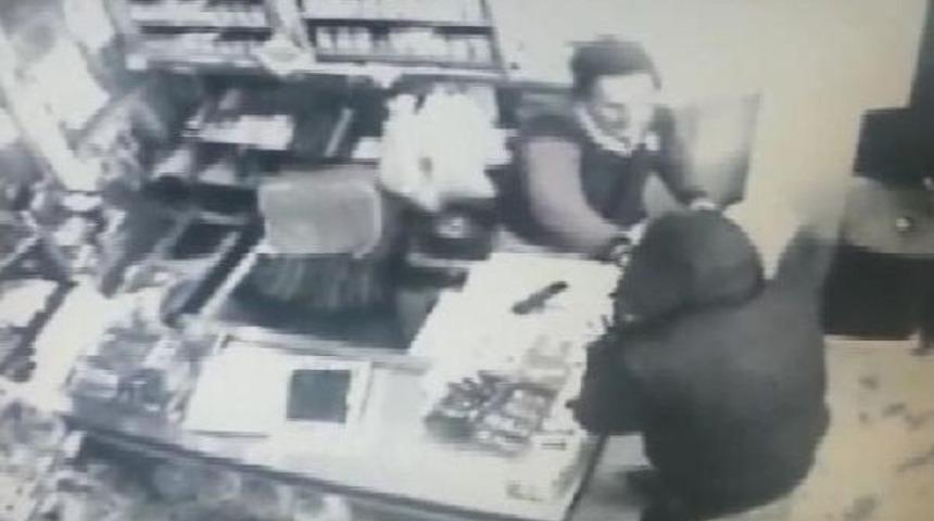 Soyamayınca, El &Ouml;p&uuml;p Helallik İstedi