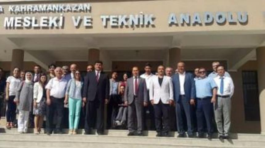 İş Adamlarından &Ouml;ğrencilere &Ouml;nce Burs Sonra İş