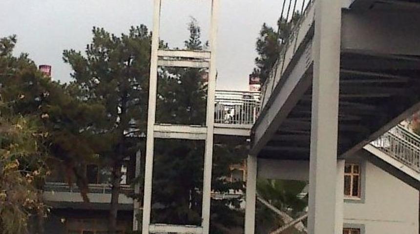 &Uuml;st Ge&ccedil;itler Engellilere Ge&ccedil;it Vermiyor