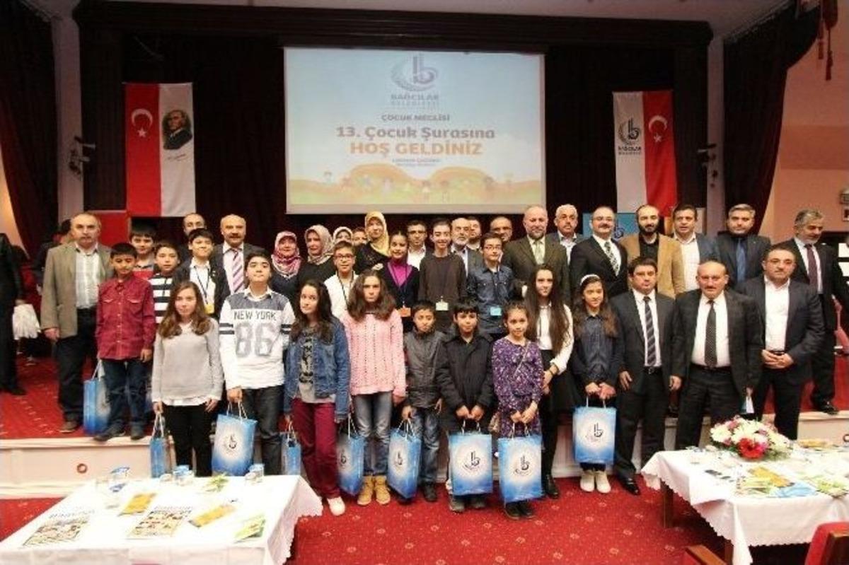 D&uuml;nya &Ccedil;ocuk Hakları G&uuml;n&uuml;&rsquo;nde Bağcılarlı &Ccedil;ocuklar Taleplerini Dile Getirdi