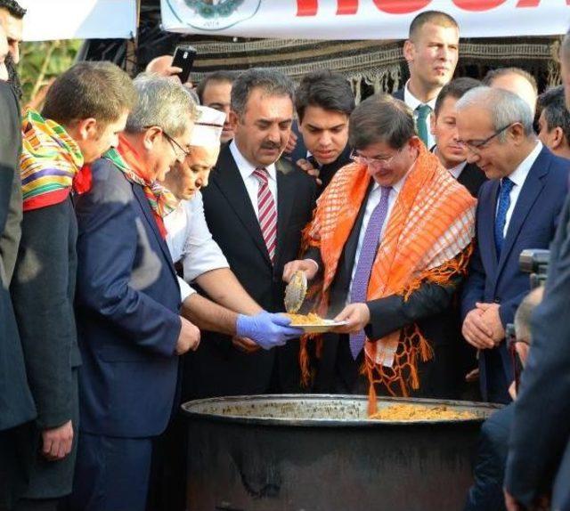 Başbakan Davutoğlu, Mersin'de - Ek Fotoğraflar