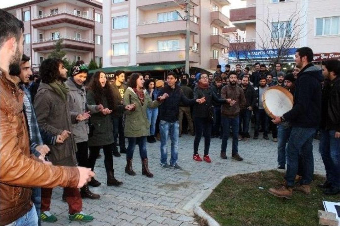 Ulaşım Zammına &lsquo;def&rsquo;li Protesto