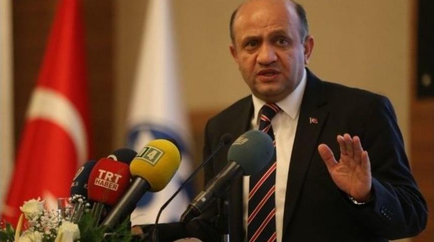 Bakan Işık İzmirli İş Adamlarıyla Buluştu