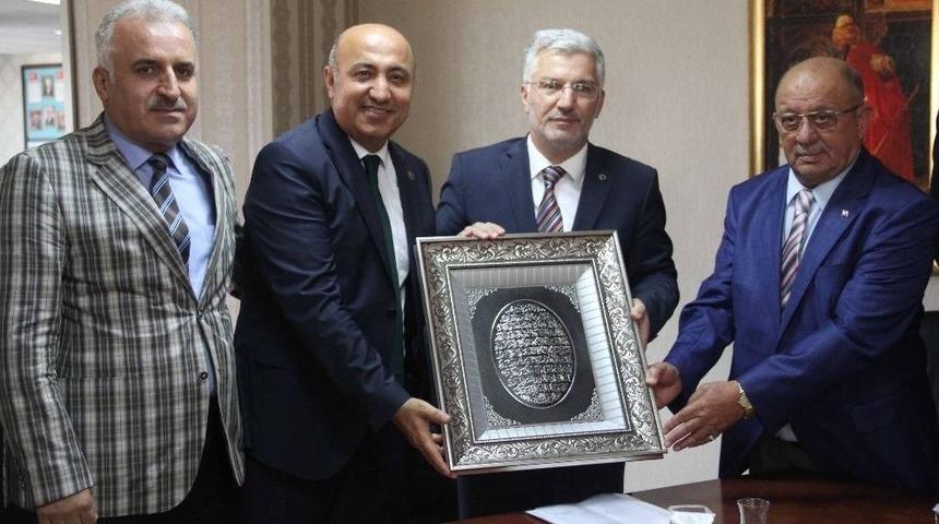 G&uuml;nl&uuml;k Kazancını Arakan&rsquo;a Bağışladı