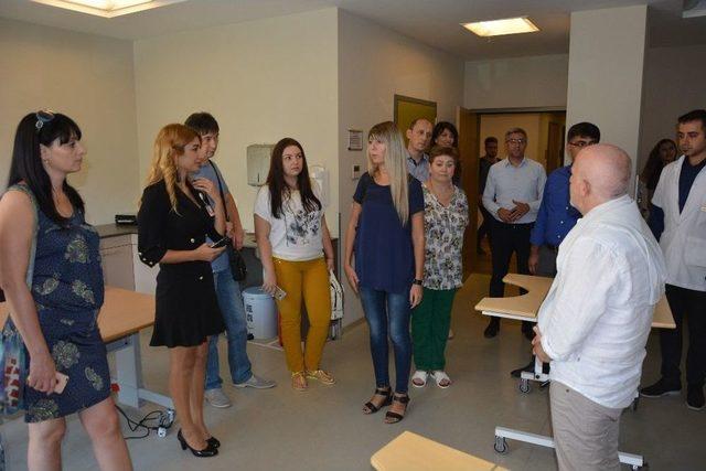 Ruslar, Bursa’nın Termal Fizik Tedavi Ve Rehabilitasyon Merkezine Hayran Kaldı