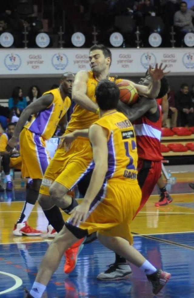 Royal Halı Gaziantep-Eskişehir Basket: 88-80