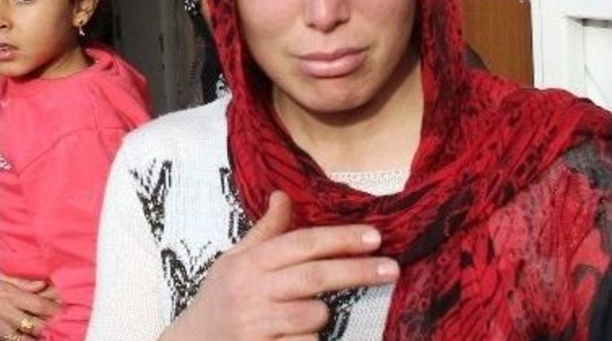 Bayıltıp Altınlarını &Ccedil;aldılar