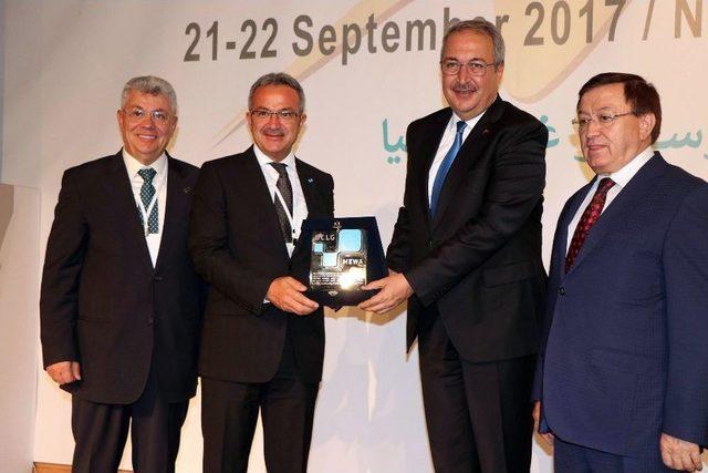 Gebze Belediye Başkanı Köşker Uclg Forumunda Konuştu