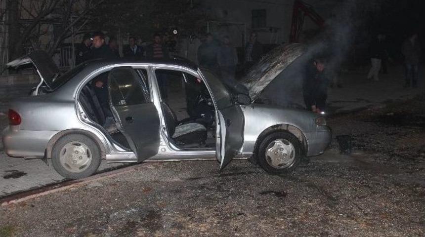 Beyşehir&rsquo;de Otomobil Yangını