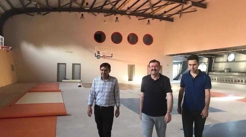 Hasan Tahsin İlk&ouml;ğretim Okulu Spor Salonuna Kavuşuyor