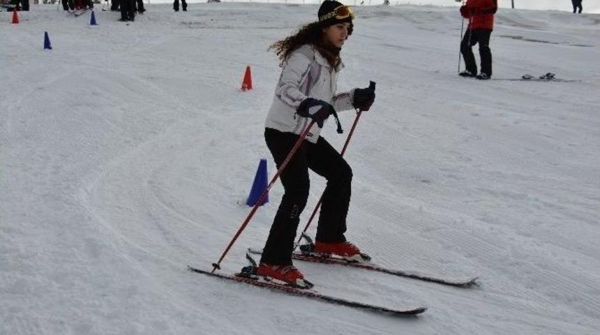 Ordu&rsquo;da Kayak Yarışları Başladı