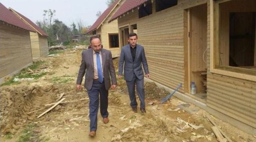 &Uuml;z&uuml;lmez, Ekok&ouml;y&rsquo;de Bungalov Otel &Ccedil;alışmalarını İnceledi