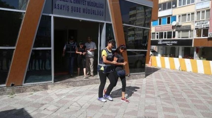 İzmit'te &Ccedil;aldılar, D&uuml;zce'de Yakalandılar