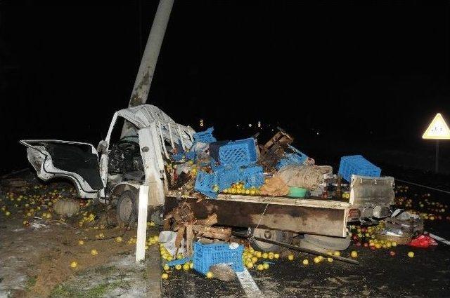 &Ccedil;anakkale&rsquo;de Trafik Kazası; 2 Yaralı 2