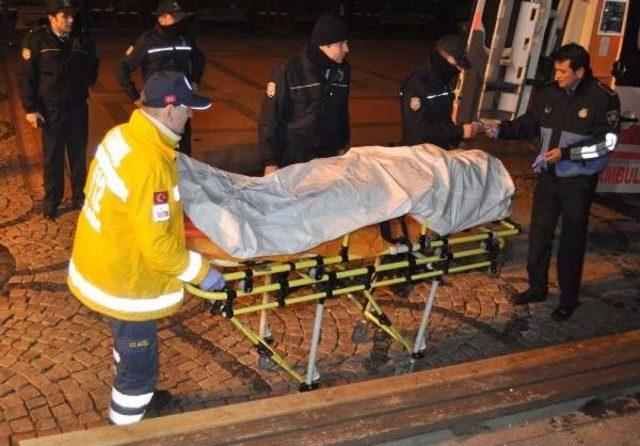 Boğazi&ccedil;i K&ouml;pr&uuml;s&uuml; nden &Ouml;l&uuml;me Atladı 2