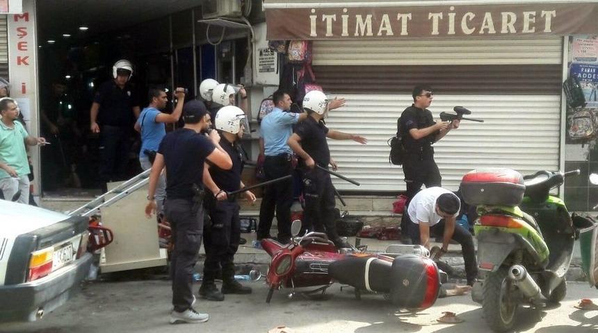 Batman&rsquo;da Ka&ccedil;ak Telefon Operasyonu: 4 G&ouml;zaltı