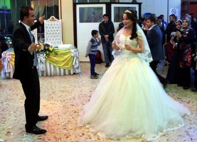 Kahramanmaraşlı &Ouml;ğretmene Kırgız Gelin 1