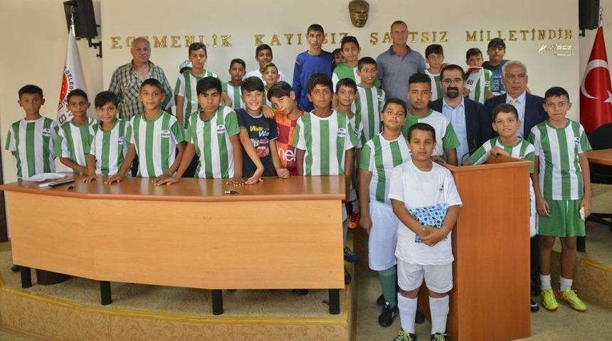 Edirneli Çocuklardan Maltepe Belediyesi’ne Ziyaret