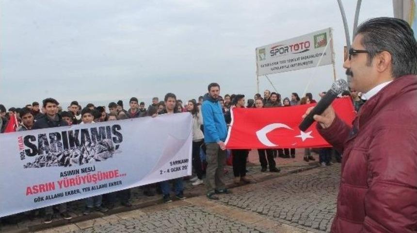 Sarıkamış Şehitleri İ&ccedil;in Y&uuml;r&uuml;d&uuml;ler