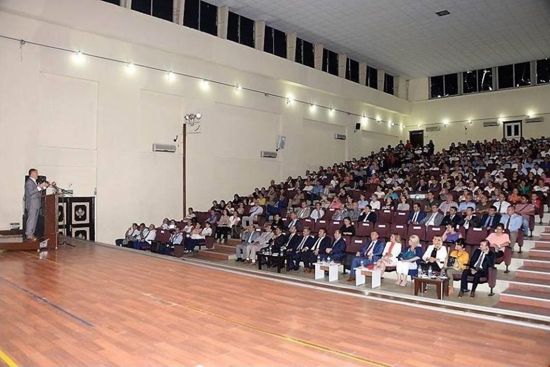 Vali Yazıcı Eğitimciler İle Bir Araya Geldi