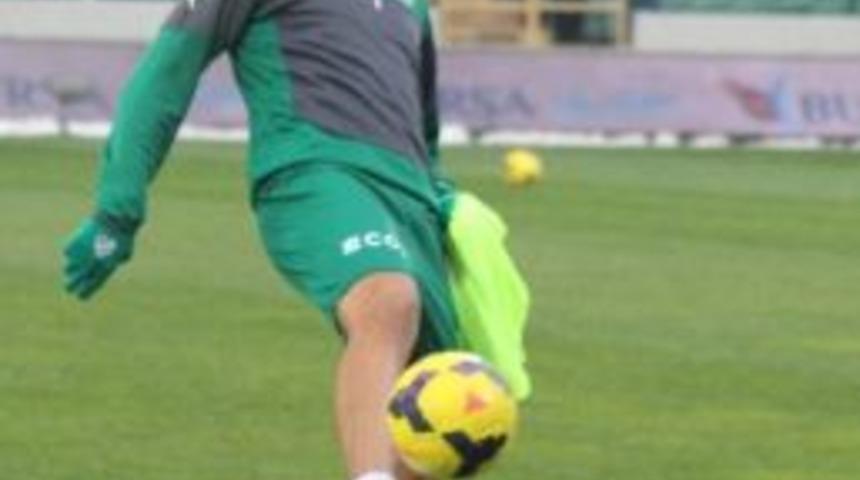 Ozan Tufan: "ben Bursaspor&rsquo;un Futbolcusuyum Ve Burada Mutluyum"