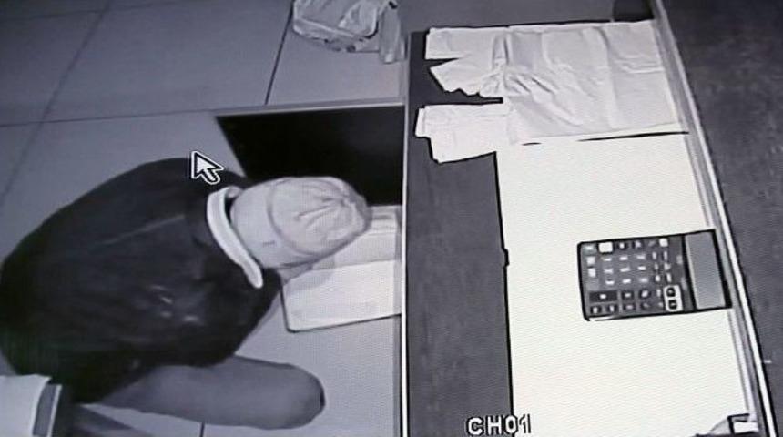 Van&rsquo;da Saniye Saniye Hırsızlık