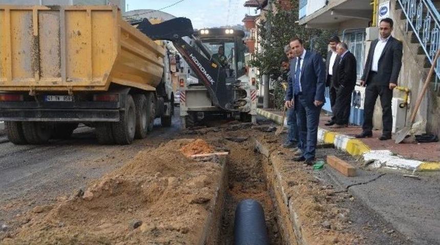 Cumhuriyet Mahallesi Yağmur Suyu Hattı Tamamlanıyor