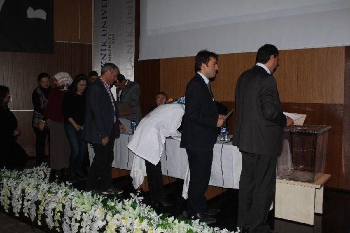 Et&uuml;&rsquo;de Rekt&ouml;rl&uuml;k Se&ccedil;imi Heyecanı