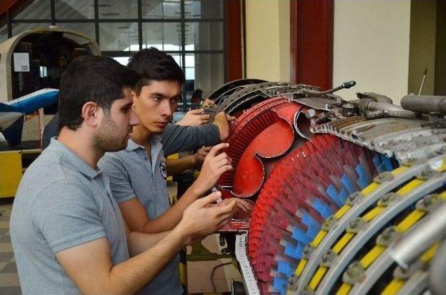 (&ouml;zel Haber) Kocaeli &Uuml;niversitesi &Ouml;ğrencileri İnsansız Hava U&ccedil;ağı &Uuml;retmek İ&ccedil;in Harekete Ge&ccedil;ti 2