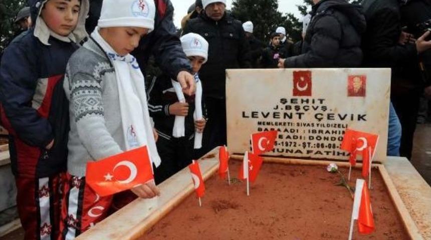 Tokat'ta Sarıkamış Şehitleri İ&ccedil;in Y&uuml;r&uuml;y&uuml;ş