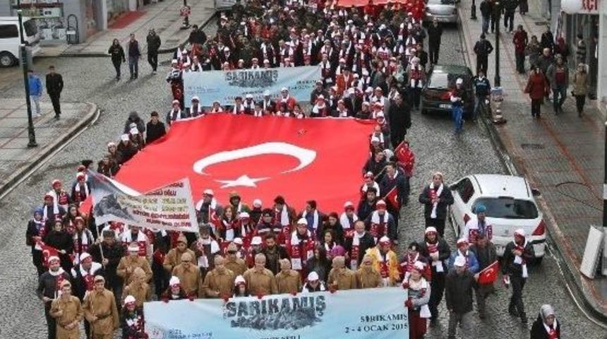 Rize, Sarıkamış Şehitleri İ&ccedil;in Y&uuml;r&uuml;d&uuml;