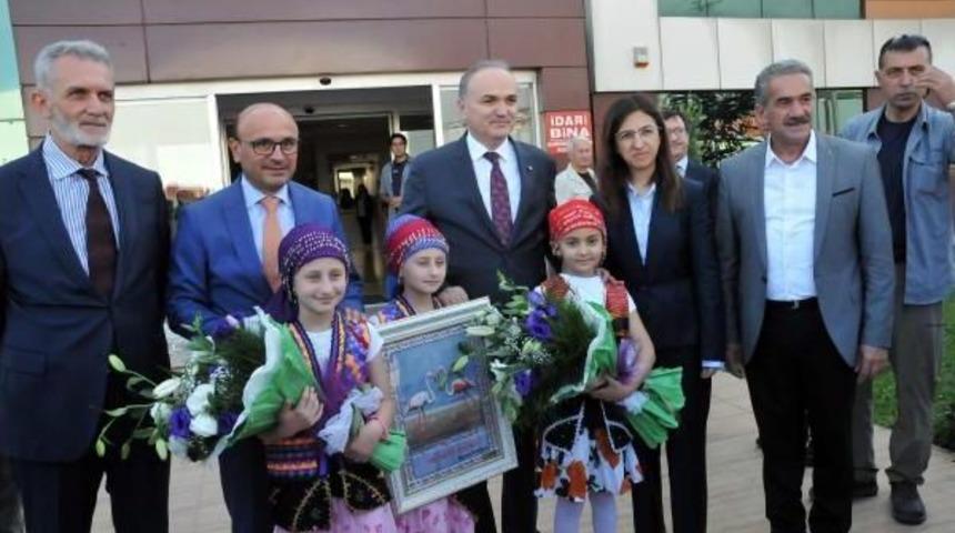 Bakan &Ouml;zl&uuml;: Yaşlı Kosterlerin Yenilenmesine Ilişkin &Ccedil;alışma Yaptık