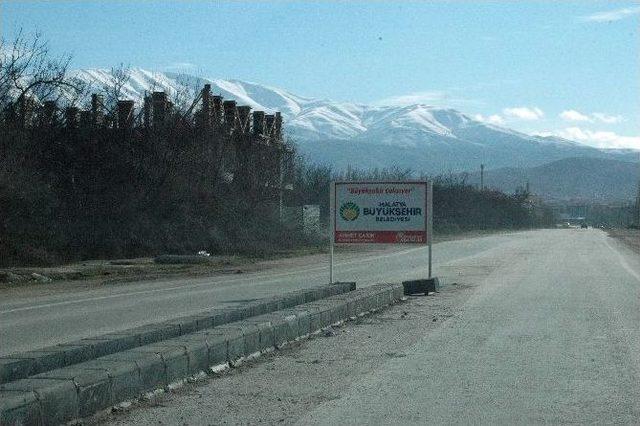 &Ouml;l&uuml;m Yoluna Kavşak Yapılıyor 1