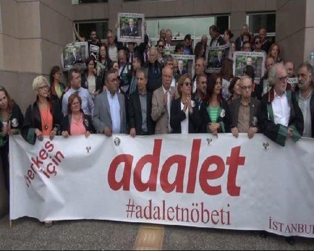 Adalet Sarayı Önünde Avukatların 25. Adalet Nöbeti