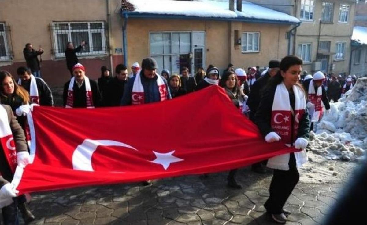 Sarıkamış Şehitleri İ&ccedil;in Y&uuml;r&uuml;y&uuml;ş D&uuml;zenlendi