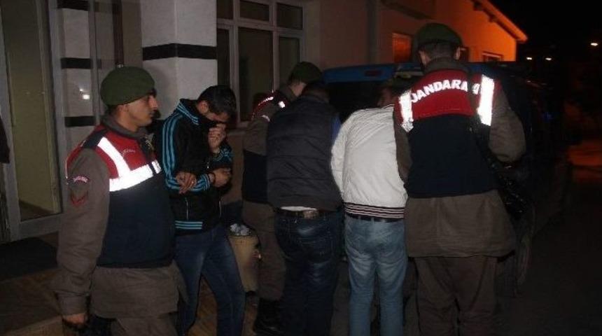 Kiralık Ara&ccedil;la Piyasaya Sahte Para S&uuml;rd&uuml;kleri İddiası