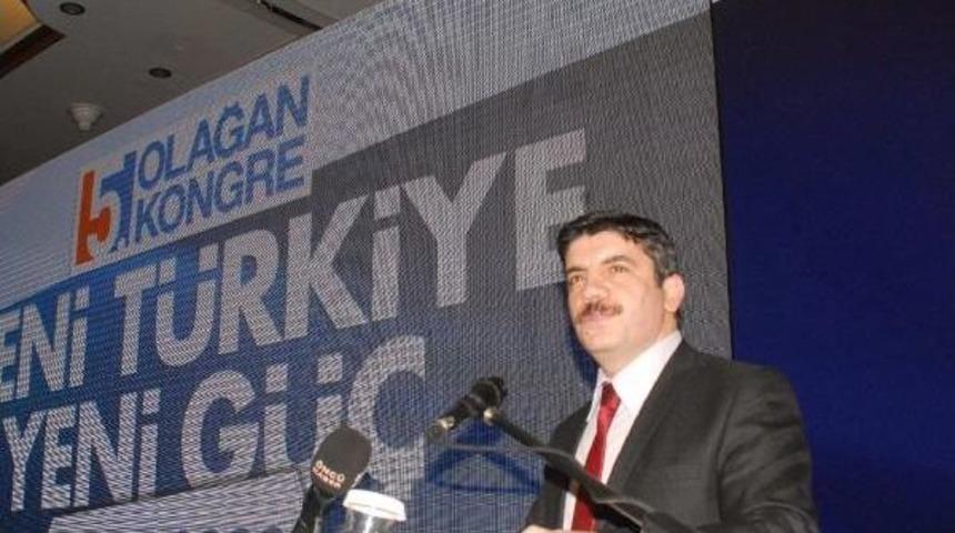 Ak Partili Aktay Cemaate Y&uuml;klendi: Kendilerine Hizmet Etmeyenleri D&uuml;şman Bellemişler