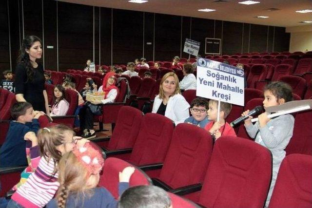 Kreş &Ccedil;ocuklarına &Ccedil;ocuk Hakları Semineri 2