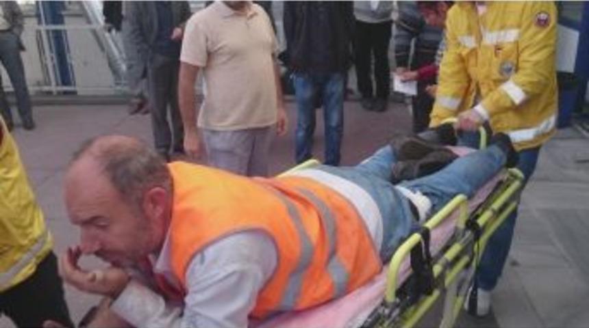 Alacak Verecek Kavgasında Kan D&ouml;k&uuml;ld&uuml;: 2 Yaralı