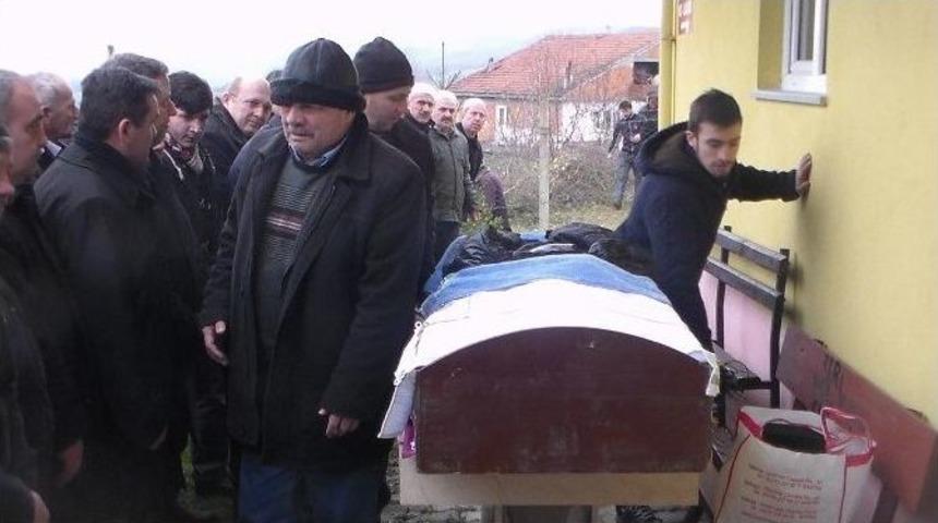 Avda Kazayla Kendini Vuran Gen&ccedil; Toprağa Verildi