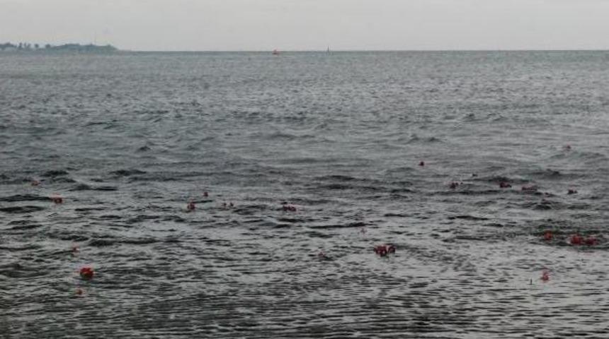 İzmir'de Savaşmadıkları İ&ccedil;in &Ouml;ld&uuml;r&uuml;len Yunan Askerleri Anıldı
