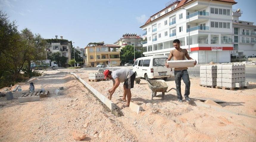 Alanya&rsquo;da Kaldırım Ve Yol D&uuml;zenleme &Ccedil;alışmaları