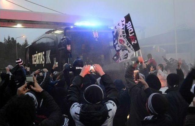 Beşiktaş, Olimpiyat Stadı’na Uğurlandı 3