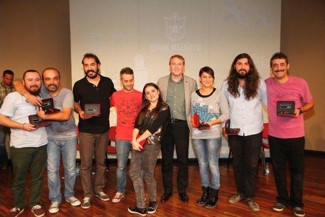 Mahşer-i C&uuml;mb&uuml;ş&rsquo;e "mahşeri" Kalabalık 3